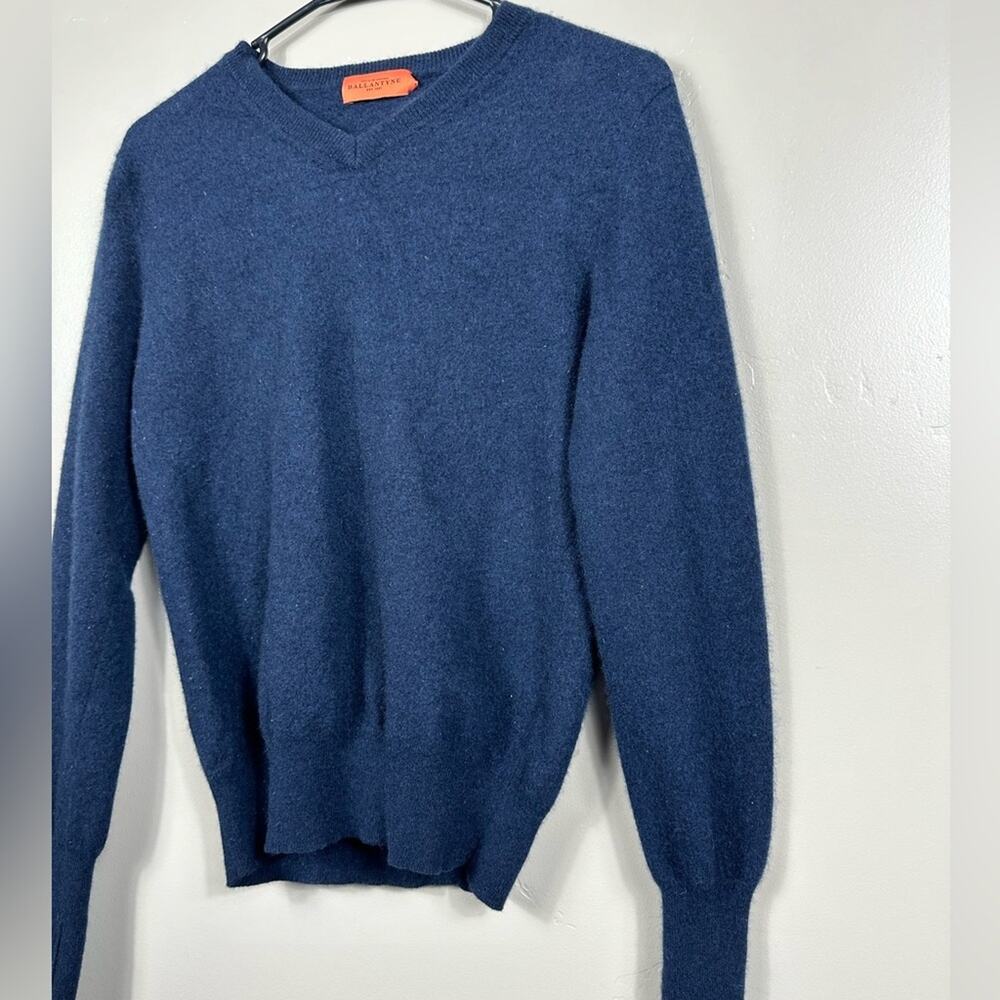 Ballantyne Women’s 100% Cashmeree V-Neck Jumper Sweater Navy Blue Size Small - Picture 2 of 10